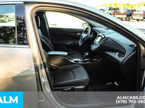 Used 2025 Chevrolet Malibu LT FWD image 20