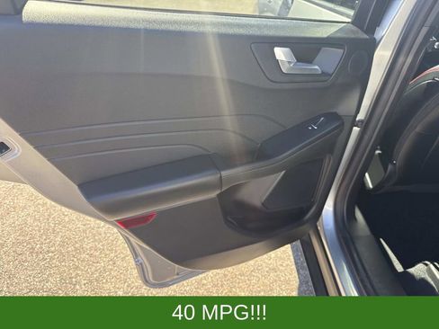 Used 2023 Ford Escape ST-Line Elite w/ Premium Technology Package AWD/4WD image 17