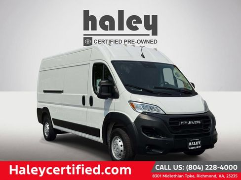 Used 2023 RAM ProMaster 2500 FWD image 1