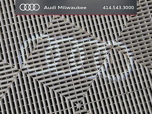 Used 2023 Audi Q5 2.0T Premium w/ Convenience Package AWD/4WD image 15