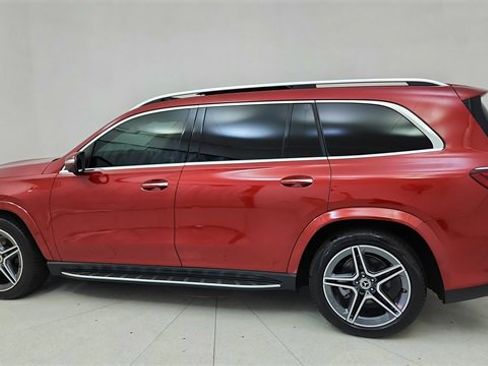 Used 2024 Mercedes-Benz GLS 450 4MATIC w/ AMG Line Exterior image 4