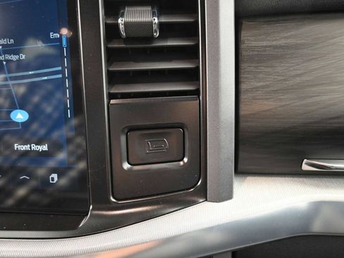 New 2025 Ford F150 Lariat w/ Equipment Group 502A High image 37