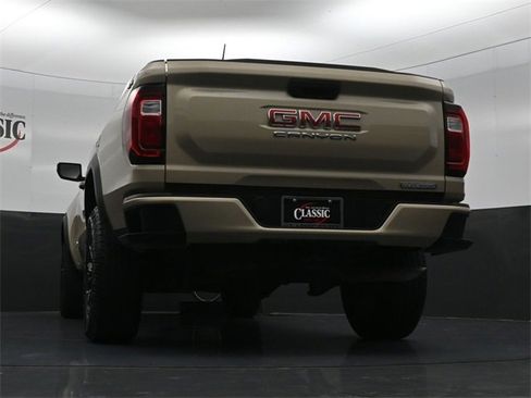 Used 2023 GMC Canyon Elevation w/ Convenience Package image 31