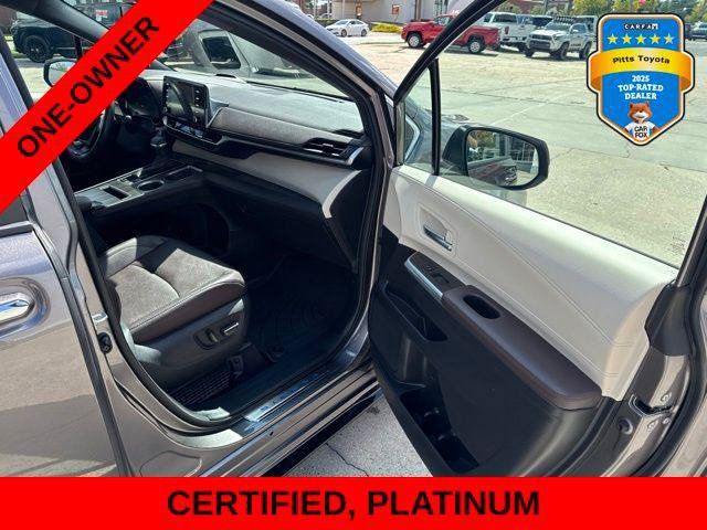 Certified 2023 Toyota Sienna Platinum FWD image 12