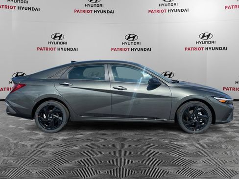 Used 2026 Hyundai Elantra Sport FWD image 2