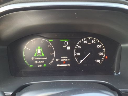 Used 2025 Honda CR-V Sport-L image 8