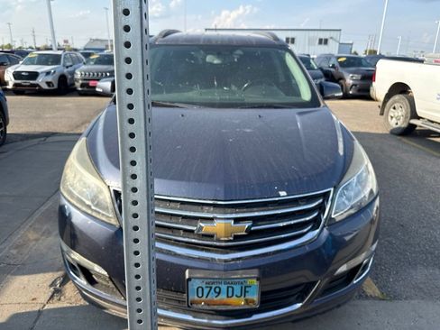 Used 2014 Chevrolet Traverse LT w/ All-Star Edition FWD image 2