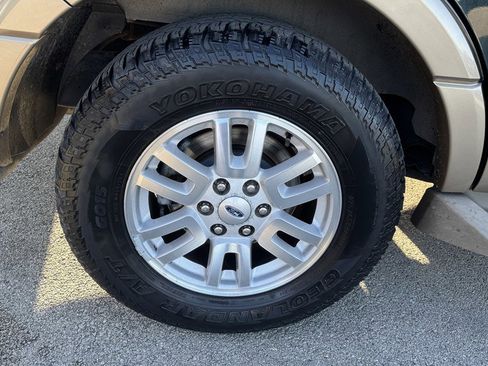 Used 2014 Ford Expedition XLT w/ Equipment Group 201A image 12