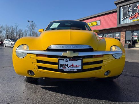 Used 2003 Chevrolet SSR LS 2dr Regular Cab Convertible w/ Preferred Equipment Group image 2