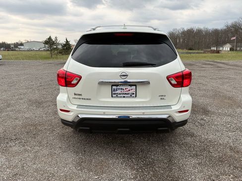 Used 2020 Nissan Pathfinder SL image 30