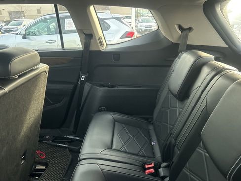 Used 2024 Volkswagen Atlas SE image 9