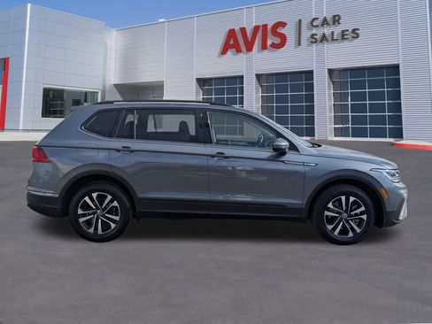Used 2024 Volkswagen Tiguan S image 5