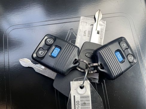 New 2025 Ford Explorer 4WD Police Interceptor image 21