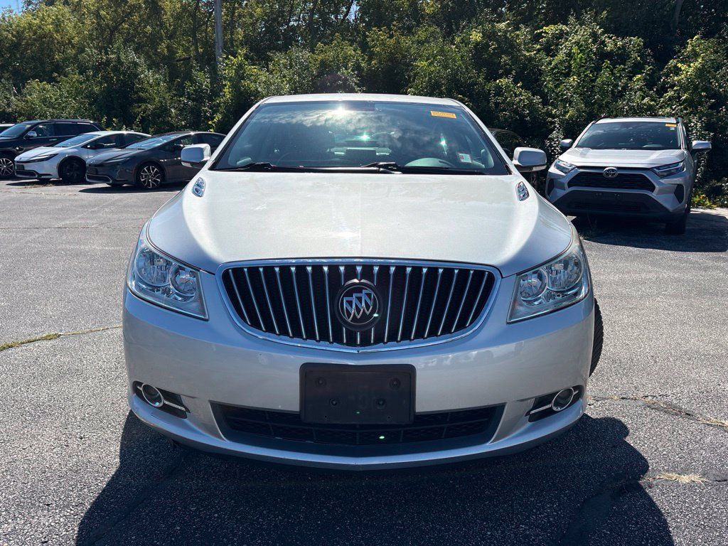 Used 2013 Buick LaCrosse Leather FWD image 2