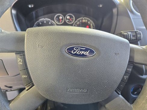 Used 2012 Ford Transit Connect XLT image 22