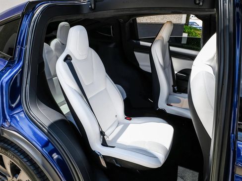Used 2022 Tesla Model X Plaid AWD/4WD image 33