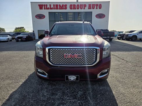 Used 2017 GMC Yukon Denali w/ Open Road Package AWD/4WD image 2