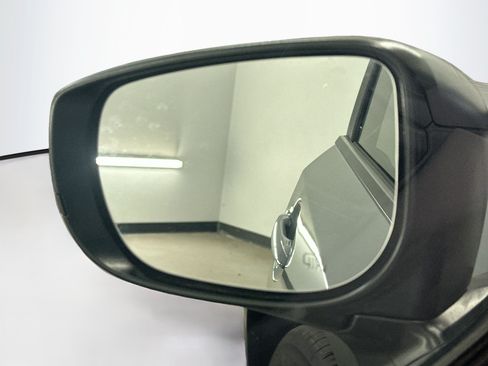 Used 2026 Subaru Forester Premium AWD/4WD image 16