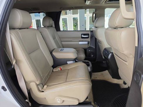 Used 2008 Toyota Sequoia Platinum AWD/4WD image 18