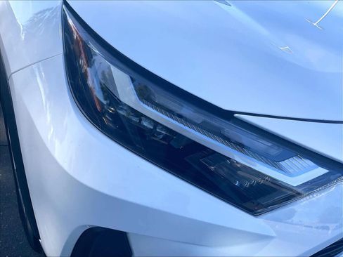 Used 2024 Toyota RAV4 LE image 28