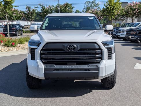 Used 2023 Toyota Tundra SR5 w/ SR5 Convenience Package AWD/4WD image 8