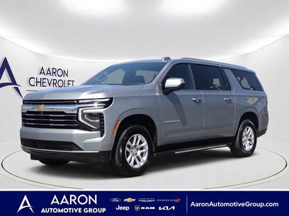 Used 2025 Chevrolet Suburban LT