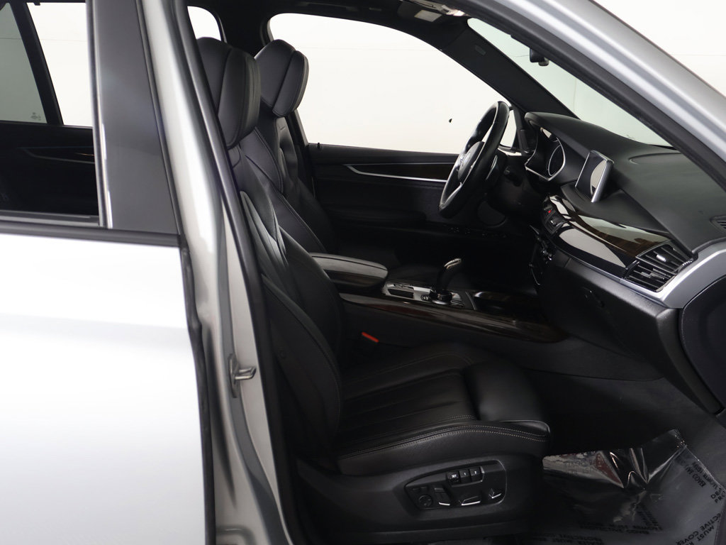 Used 2018 BMW X5 xDrive50i AWD/4WD image 30
