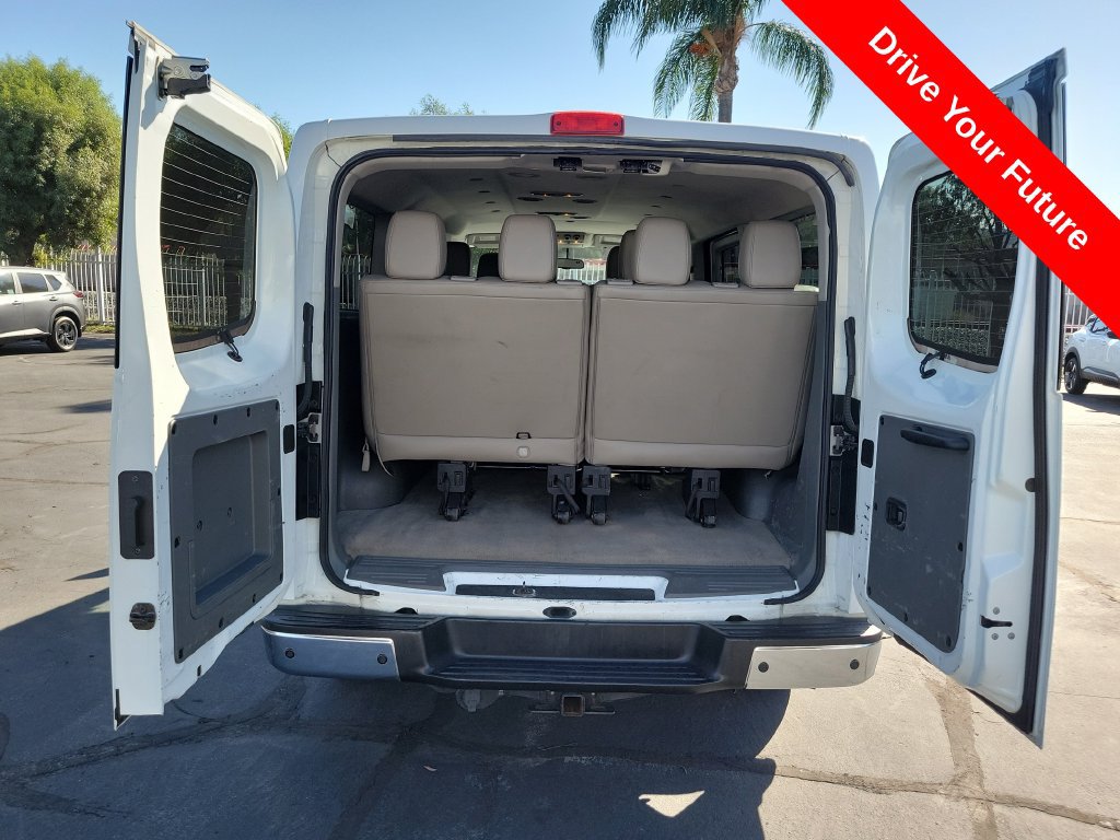 Used 2019 Nissan NV 3500 SL RWD image 29
