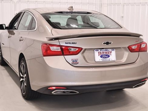 Used 2022 Chevrolet Malibu RS FWD image 8