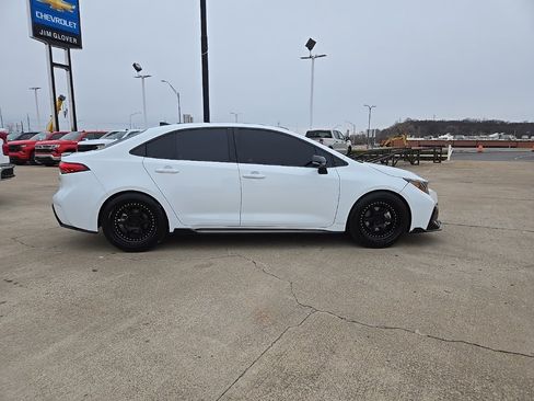 Used 2022 Toyota Corolla XSE image 6