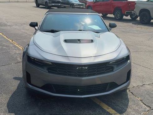 Used 2021 Chevrolet Camaro LT w/ Technology Package RWD image 3