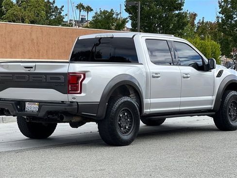 Used 2019 Ford F150 Raptor w/ Equipment Group 802A Luxury image 4