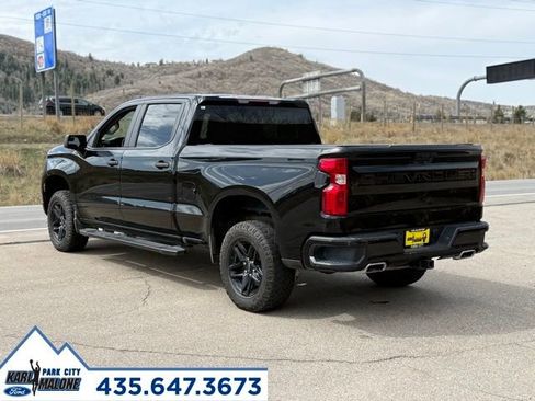 Used 2023 Chevrolet Silverado 1500 Custom Trail Boss AWD/4WD image 3