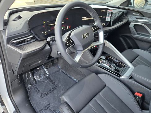 New 2025 Audi Q5 Premium Plus AWD/4WD image 19