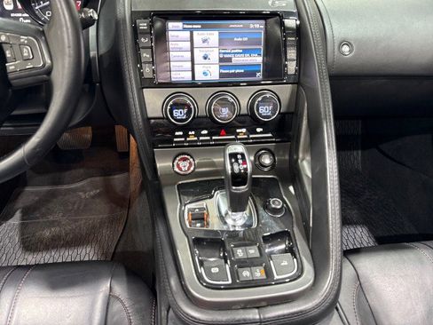 Used 2014 Jaguar F-TYPE S image 16