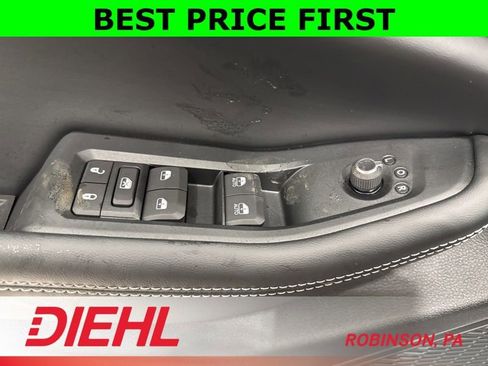 New 2026 Jeep Grand Cherokee Laredo X AWD/4WD image 22