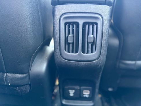 Used 2021 Jeep Compass Limited w/ Sun and Sound Group AWD/4WD image 15