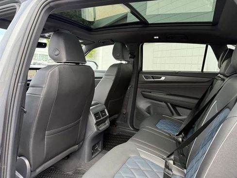 New 2025 Volkswagen Atlas Cross Sport SEL Premium R-Line image 19