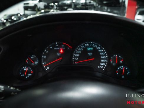 Used 1999 Chevrolet Corvette Convertible w/ Memory Pkg image 21