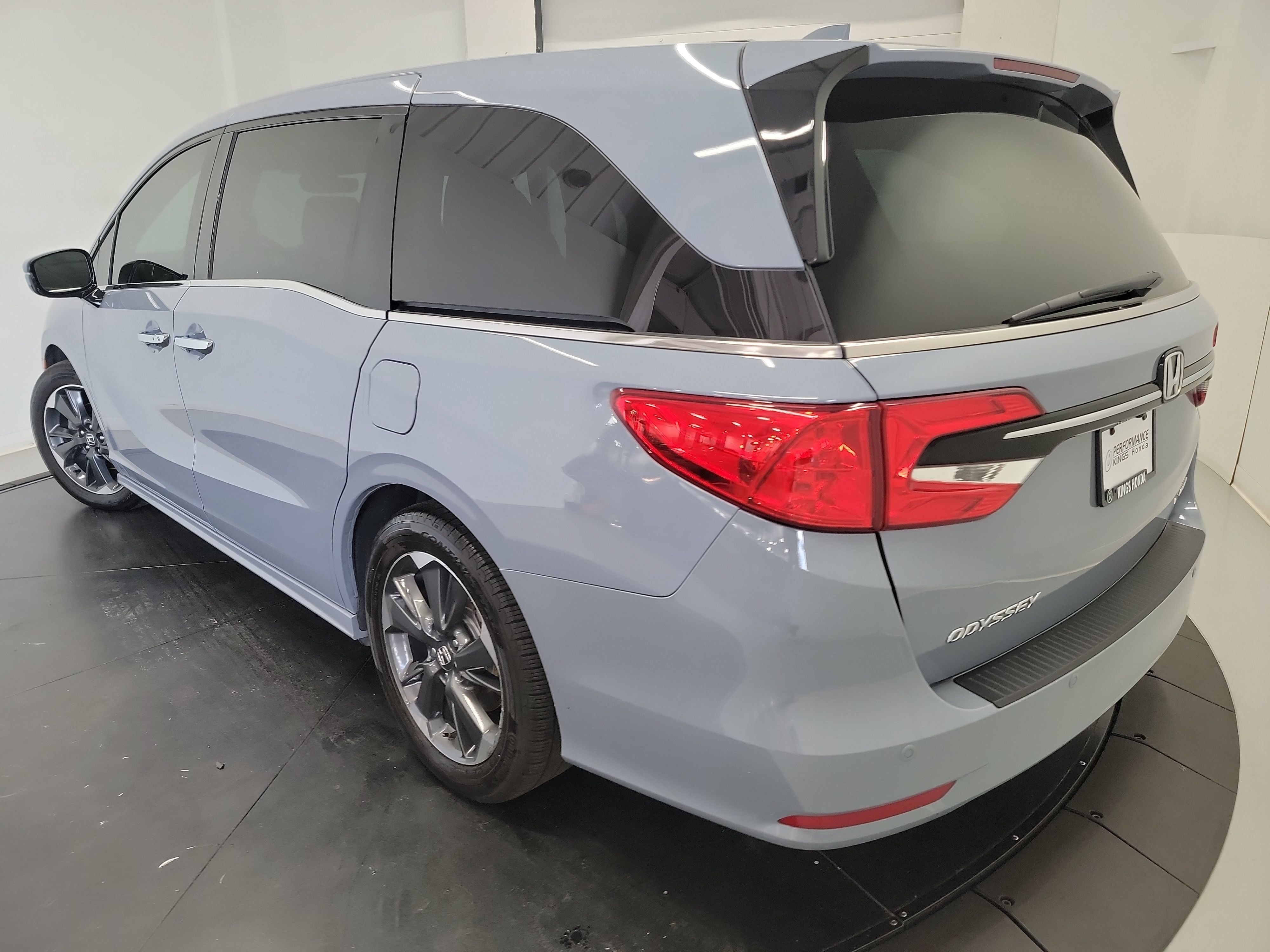 Certified 2023 Honda Odyssey Elite image 6