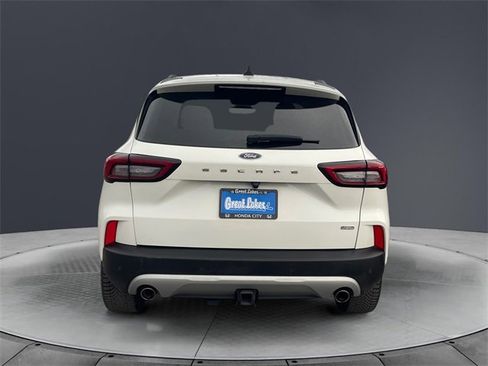 Used 2023 Ford Escape SE w/ PHEV Premium Package image 4