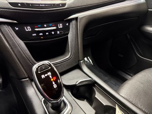 Used 2019 Cadillac XT5 Luxury FWD image 26