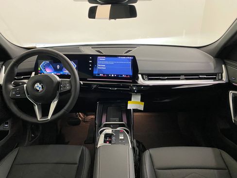 New 2026 BMW X2 xDrive28i w/ Technology Package image 15