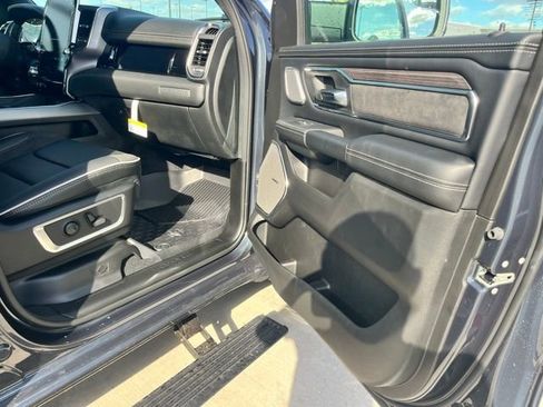 New 2026 RAM 1500 Laramie AWD/4WD image 22