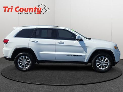 Used 2021 Jeep Grand Cherokee Laredo image 9