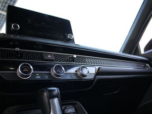 Used 2022 Honda Civic Sport image 17