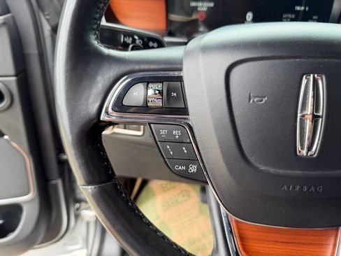 Used 2020 Lincoln Navigator L Reserve RWD image 17