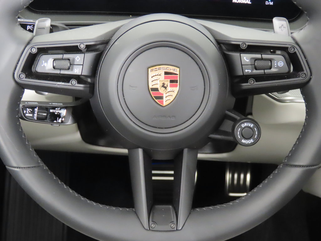Certified 2026 Porsche Cayenne S AWD/4WD image 19