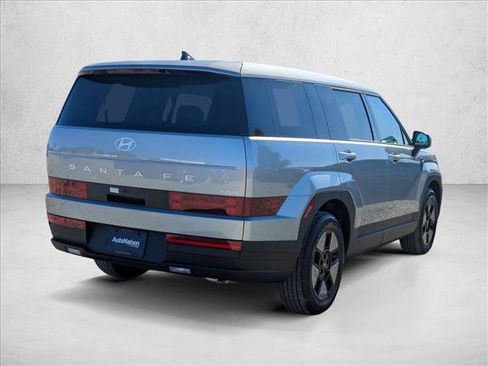 New 2026 Hyundai Santa Fe SE image 2