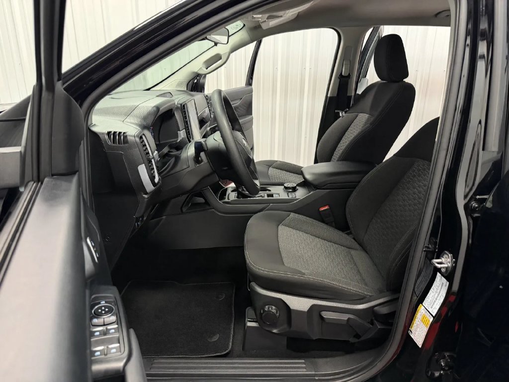 Used 2024 Ford Ranger XL AWD/4WD image 36